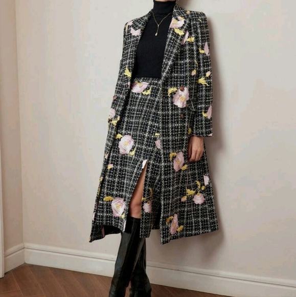 TWEED EMBROIDERY FLORAL PATTERN PLAID PEAK COLLAR PEA OVERCOAT - Picture 2 of 5